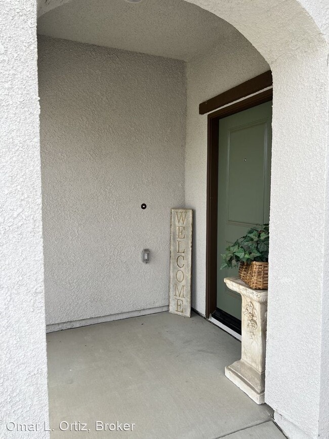 Building Photo - 4 br, 2 bath House - 10821 Asuncion Place ...