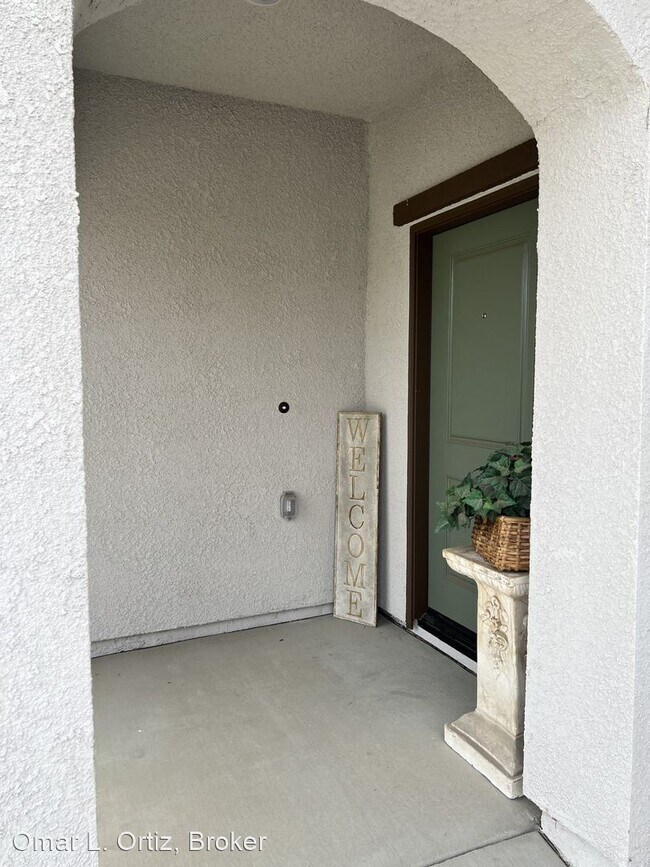 Foto del edificio - 4 br, 2 bath House - 10821 Asuncion Place ...