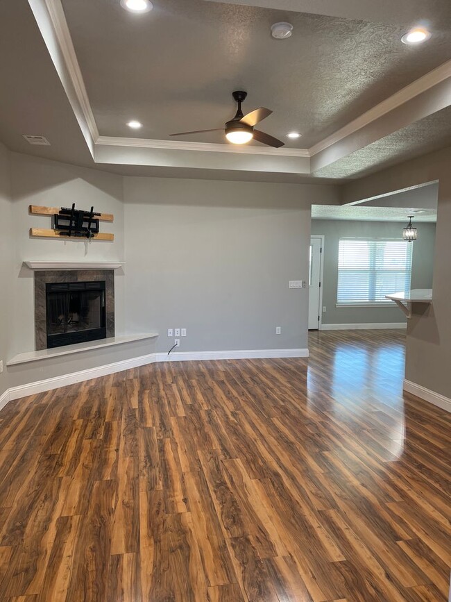 Building Photo - 2525 Joe Ln.