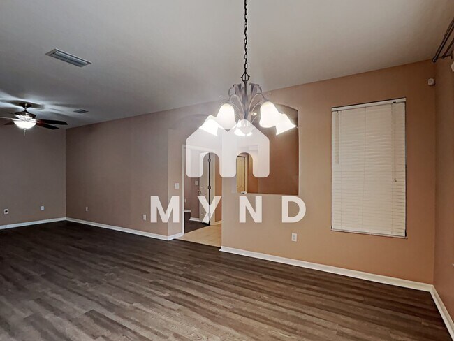 Building Photo - 31038 Whitlock Dr