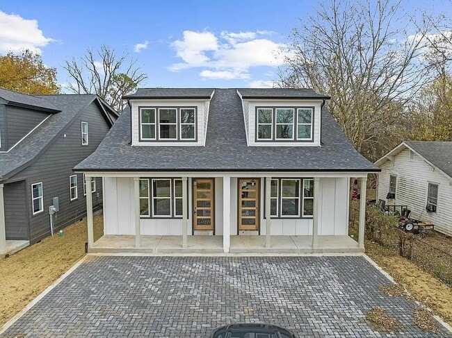 Foto del edificio - 4318 Woods St