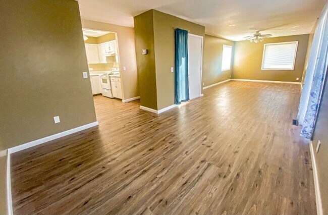 Building Photo - Italian Estates Property Management