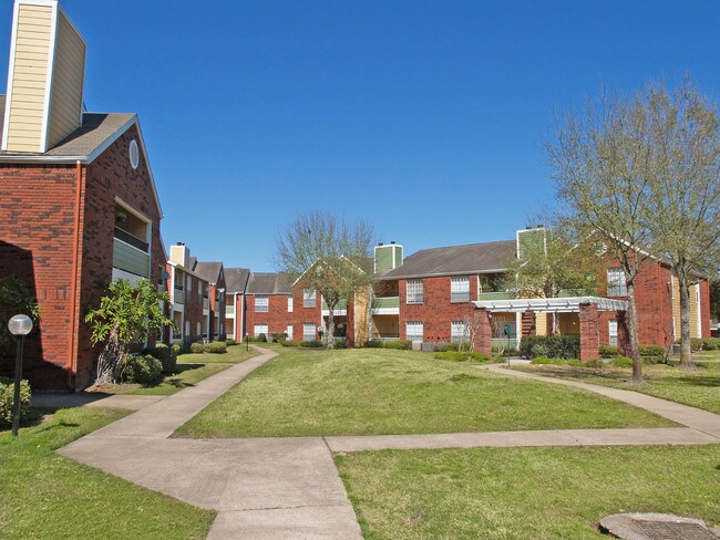 West Oaks Landing Apartments Houston, TX