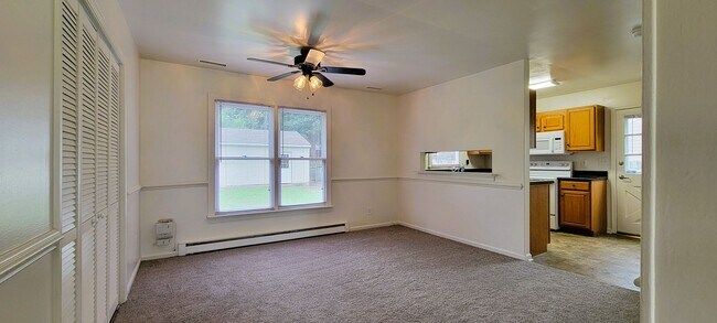 Building Photo - Pristine ranch on corner lot in Chesterfield.