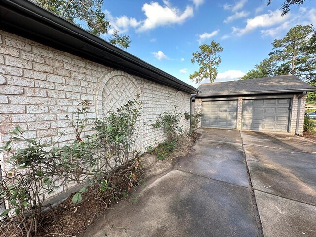 Building Photo - 5926 Par 4 Dr