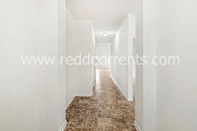 Foto del edificio - Family-Friendly Fortville Living