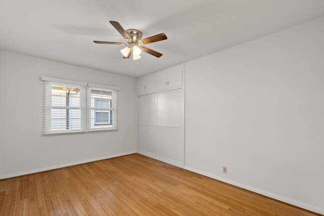 Building Photo - 1209 Orange Grove Ave