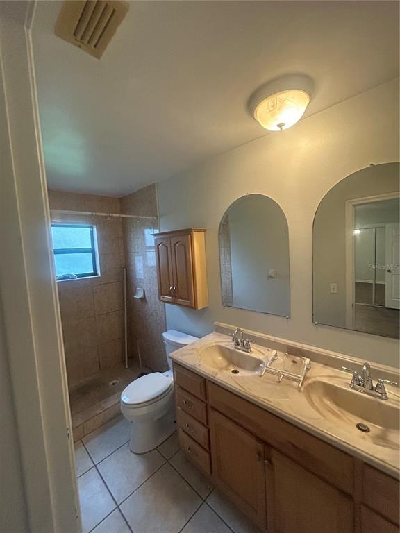 Building Photo - 440 Hemlock St