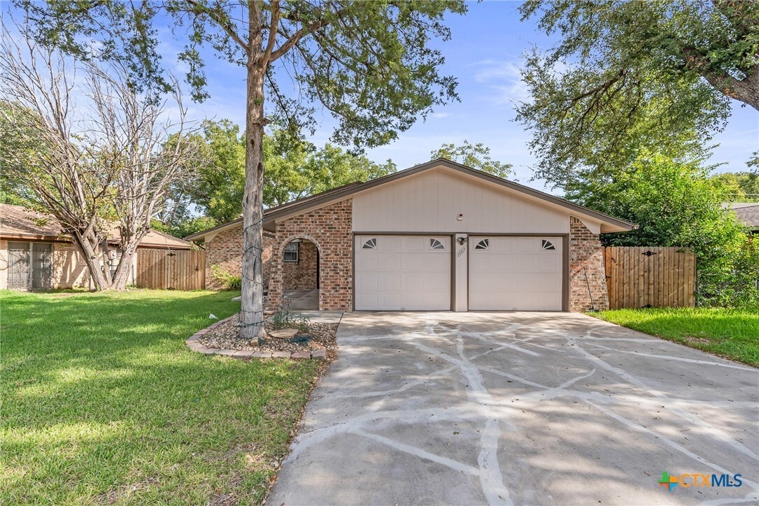 Foto principal - 1007 Arkansas Ave
