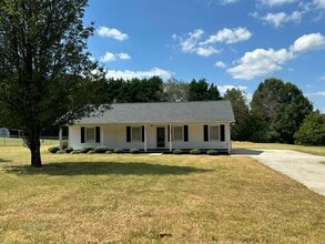 Building Photo - 139 Miller Farm Rd