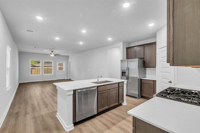 Foto del edificio - 8550 Blueberry Ash St
