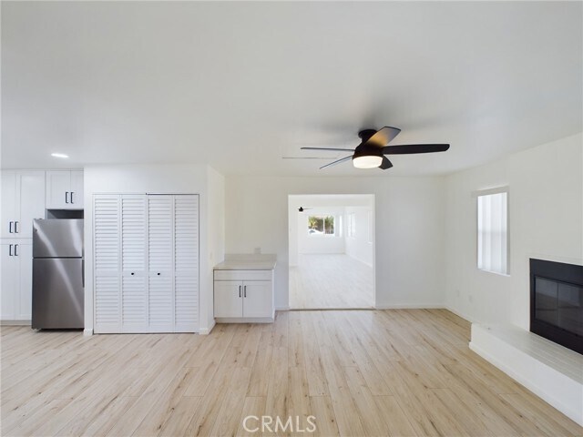 Foto del edificio - 6715 N Elman St