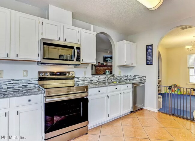 Foto del edificio - 3222 Heather Grove Ct