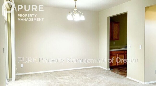 Foto del edificio - 16215 SW Blue Goose Ln