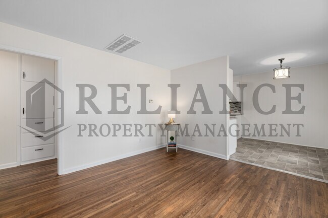 Foto del edificio - 2309 W Graber St