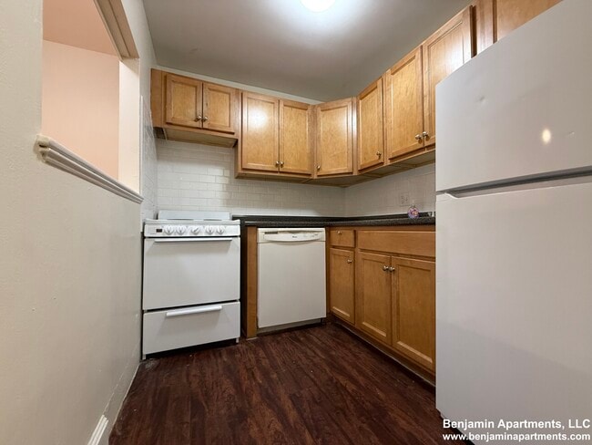 Foto del edificio - 93 Lancaster Ter