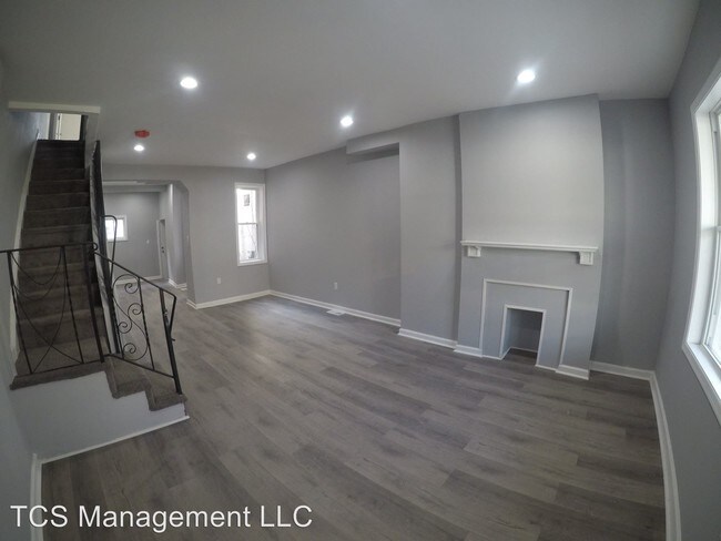 Building Photo - 1452 N Wanamaker St