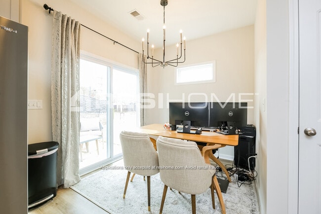 Foto del edificio - 120 Copperleaf Ln