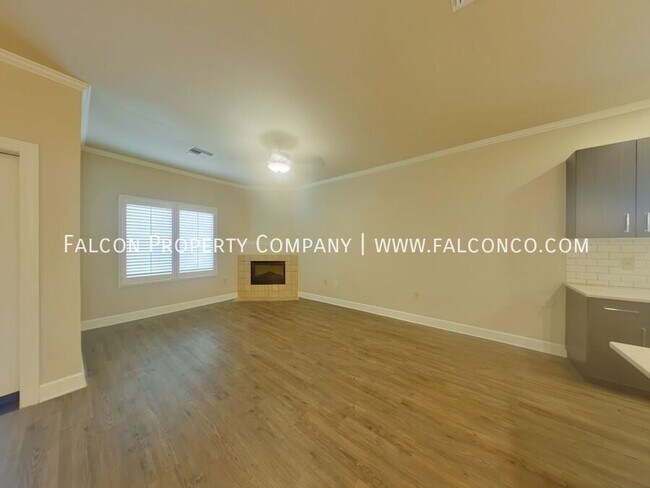 Foto del edificio - 3355 Emmett View Dr