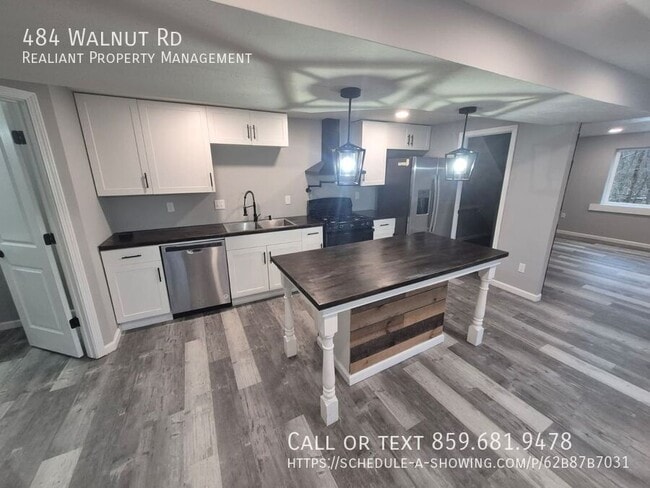 Foto del edificio - 484 Walnut Rd