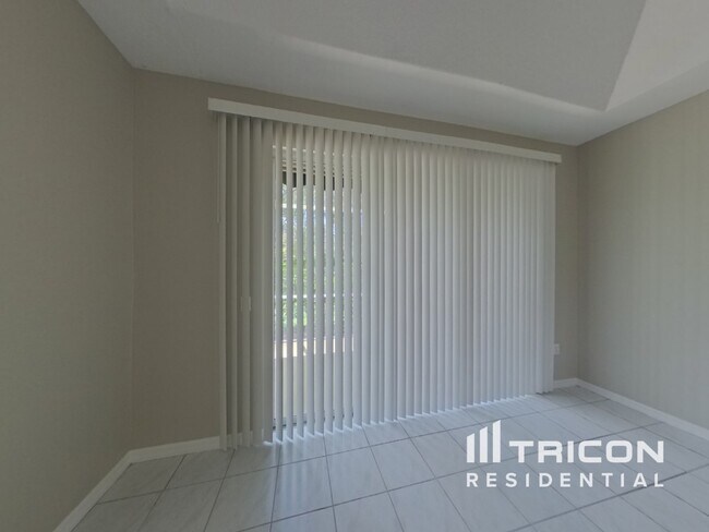 Foto del edificio - 3026 Woodland Fern Dr