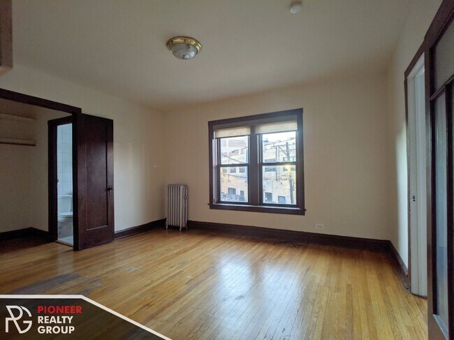 Foto del edificio - 3306 W Schubert Ave