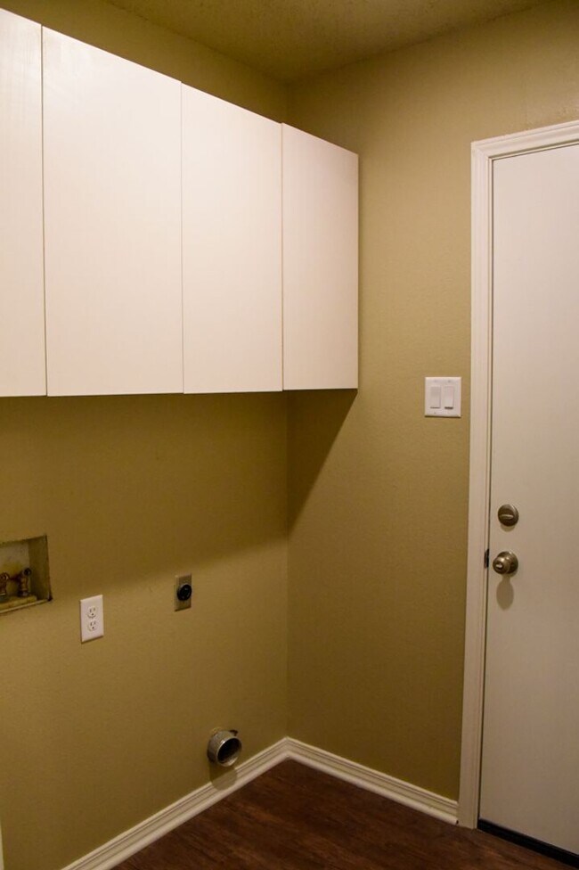 Foto del edificio - Great 3 Bedroom 2 Bath Roanoke