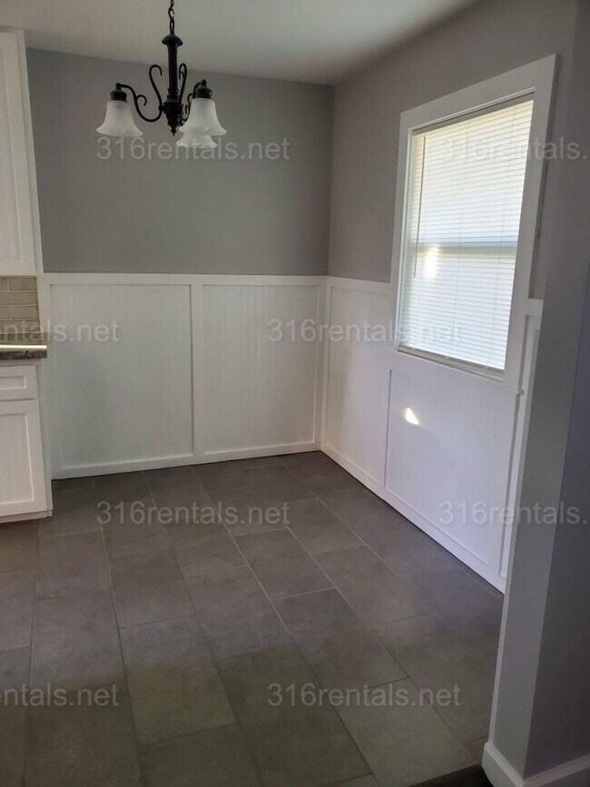 Foto del edificio - $1250 3 bedroom / 1 bathroom - Single Family Home