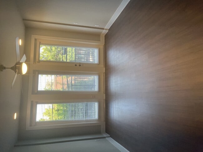 Interior Photo - 915 Glenwood Apartments at Grant Park