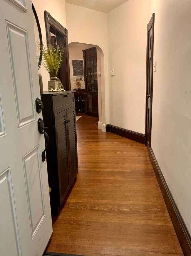 hallway - 67 Cleverly Ct