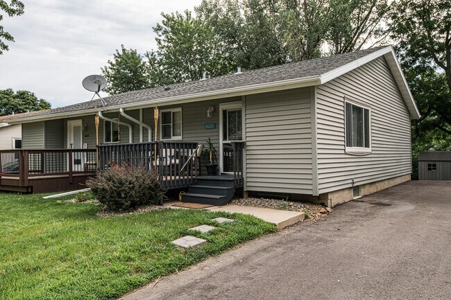 Foto del edificio - 4626 13th Ave NW