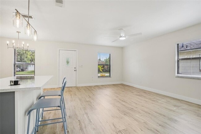 Foto del edificio - 1404 Davidson St