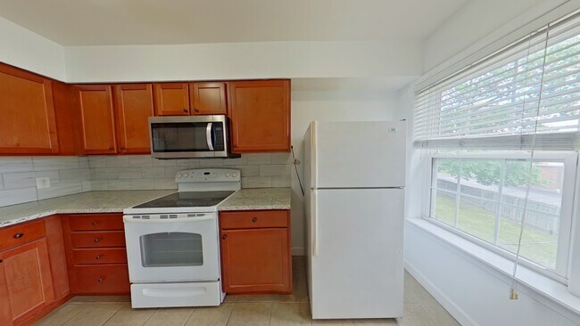 Building Photo - 8154-56 Whiteburn Dr