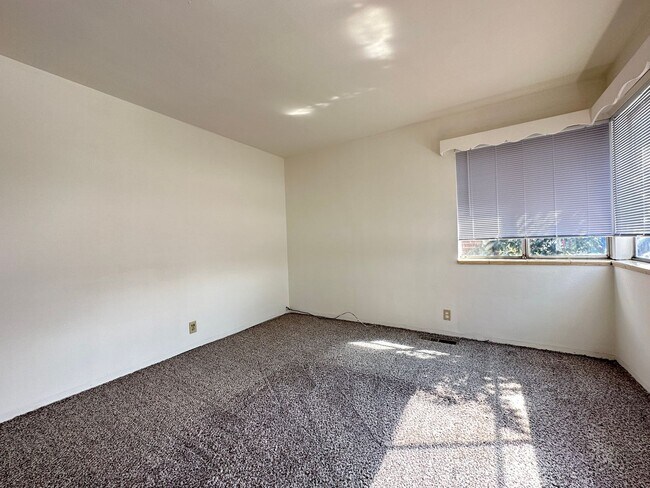 Foto del edificio - 362 Wilson Ave