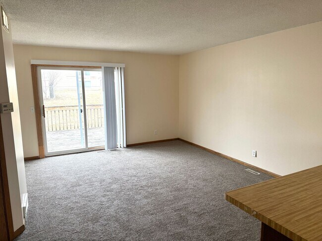 Foto del edificio - Two Bedroom Apartment in Rochester MN