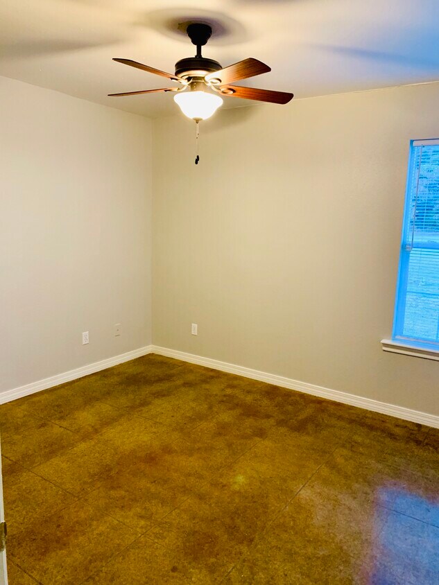 134 Peavine Rd, Kilgore, TX 75662 Townhome Rentals in Kilgore TX