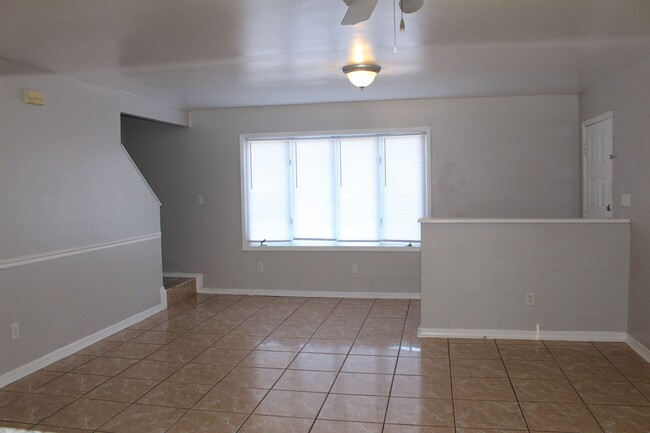 Foto del edificio - 2 Bedroom, 2.5 Bath Townhouse in Altamonte...