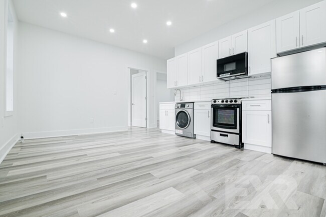Building Photo - 1155 E 35th St
