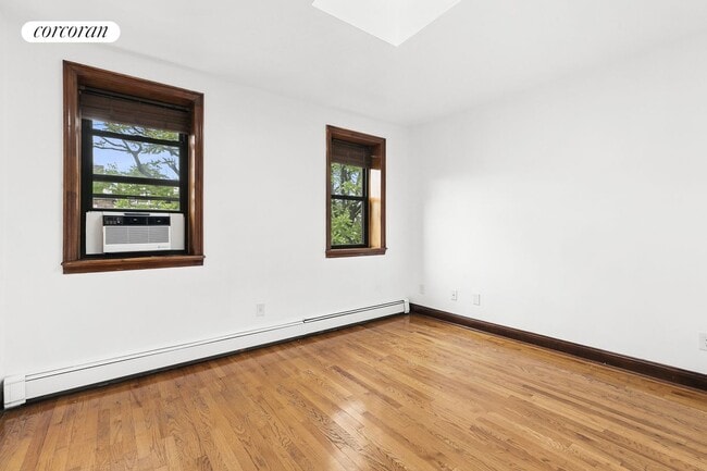 Building Photo - 423 W 146th St