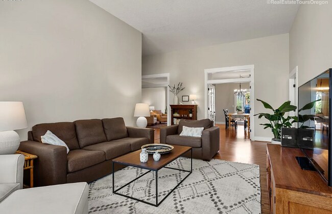 Building Photo - 12035 SE Grand Vista Dr