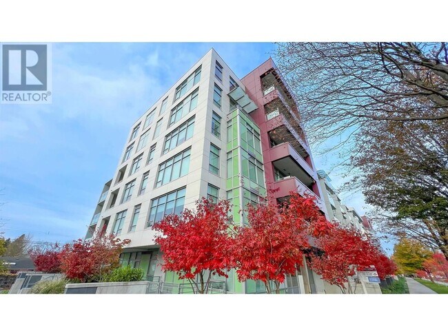 Photo du bâtiment - 5077-5077 Cambie St.
