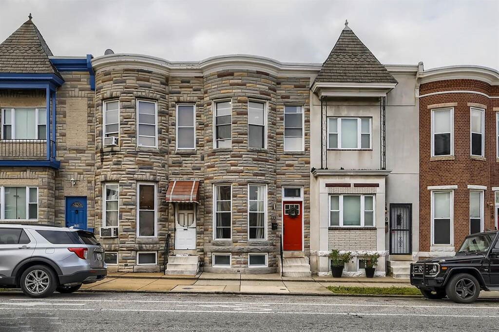 132 S Highland Ave, Baltimore, MD 21224 Townhome Rentals in Baltimore