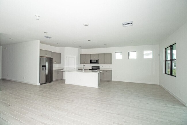 Foto del edificio - 5929 SE Sky Blue Cir