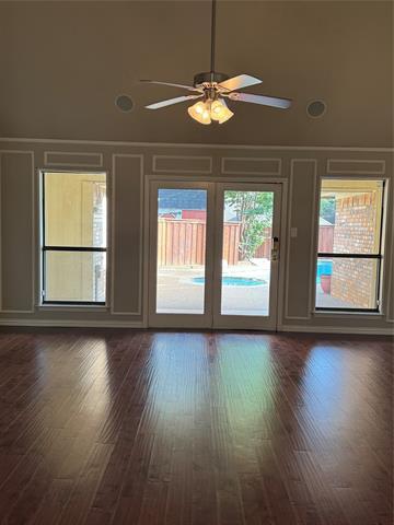 Building Photo - 2907 Sweet Briar St