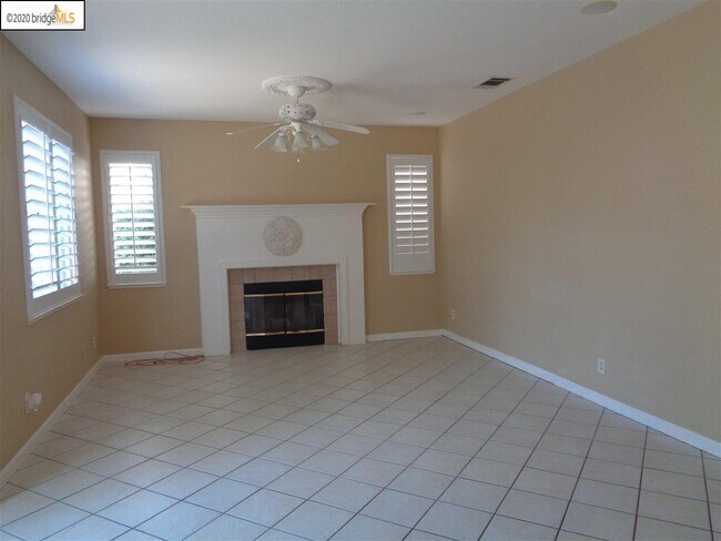 Building Photo - 1547 Rutherford Ln