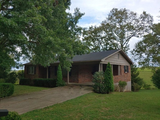 Building Photo - 107 Heritage Dr