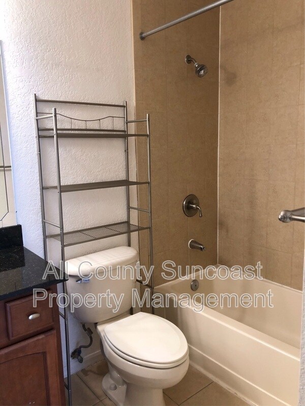 Foto del edificio - 10265 Gandy Blvd N