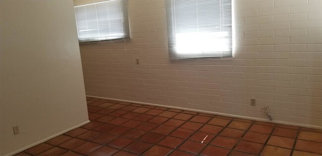 Foto del edificio - 4150 N 25th St