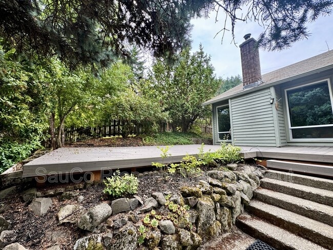 Building Photo - 6155 SW Heights Ln