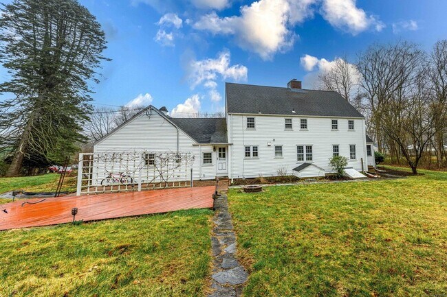 Foto del edificio - 1670 Hartford Tpke